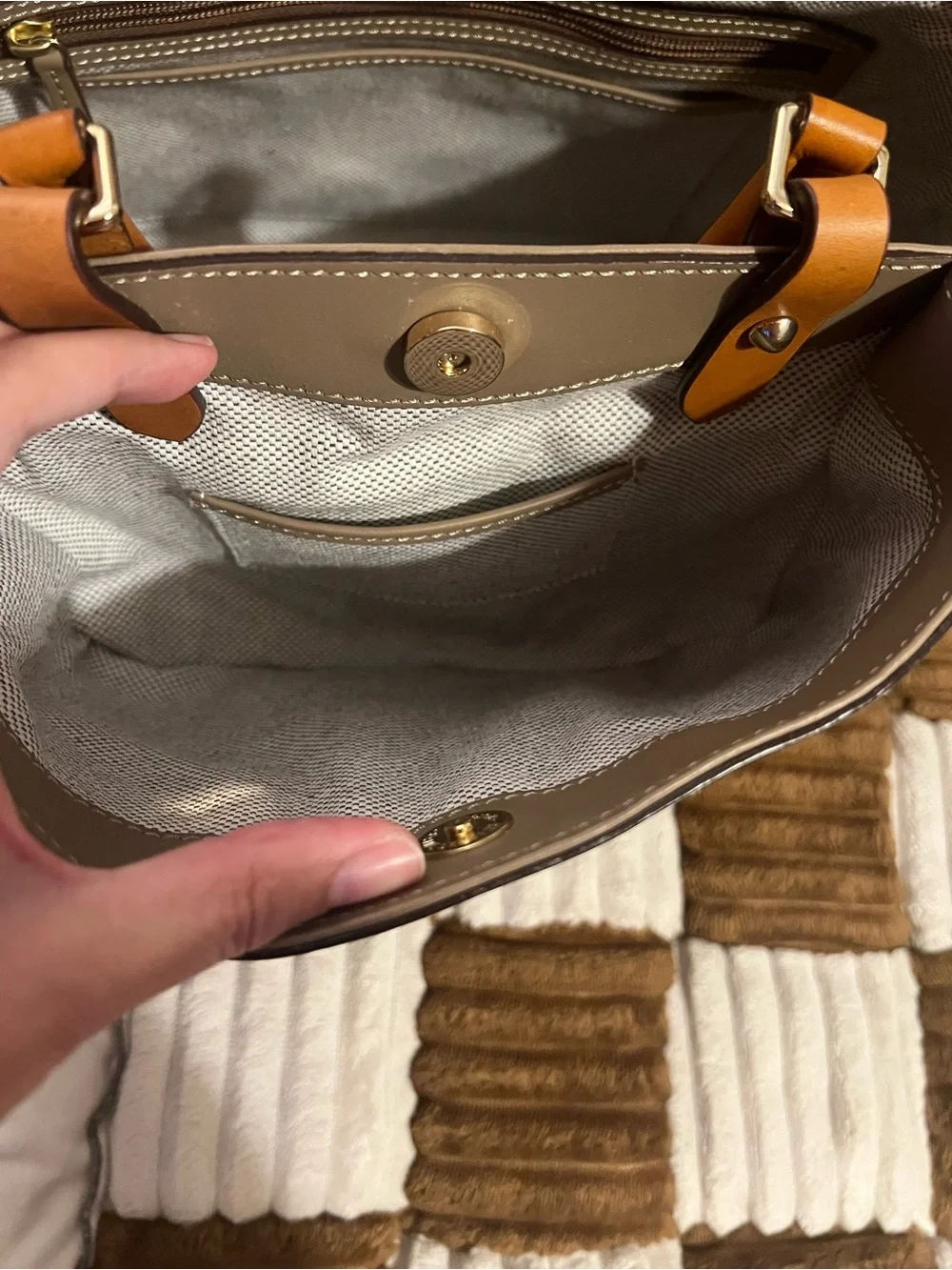 Dooney and Bourke Taupe Barlow in Smooth Leather Like New!
